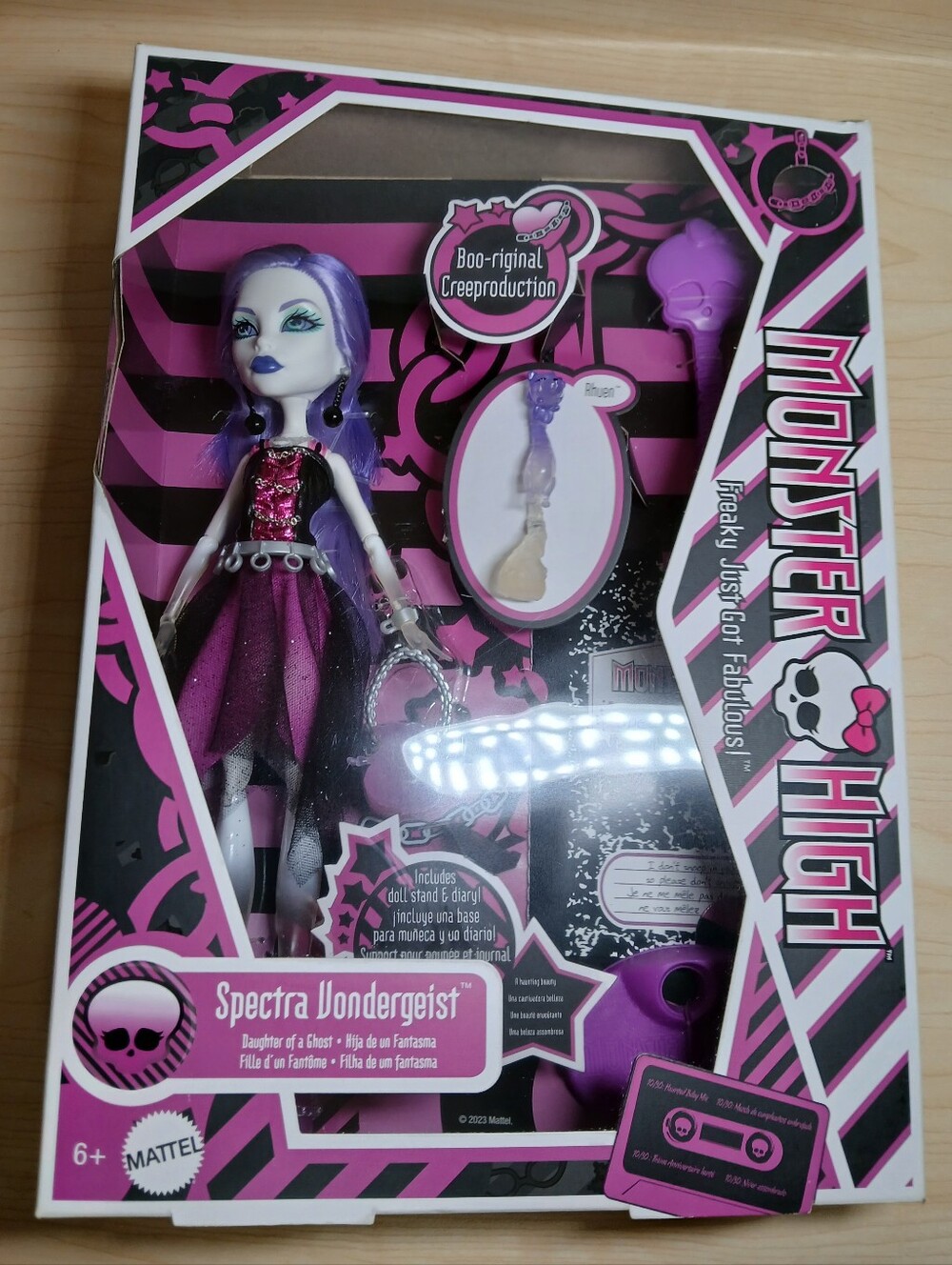Monster High Spectra Vondergeist Creeproduction Dolo